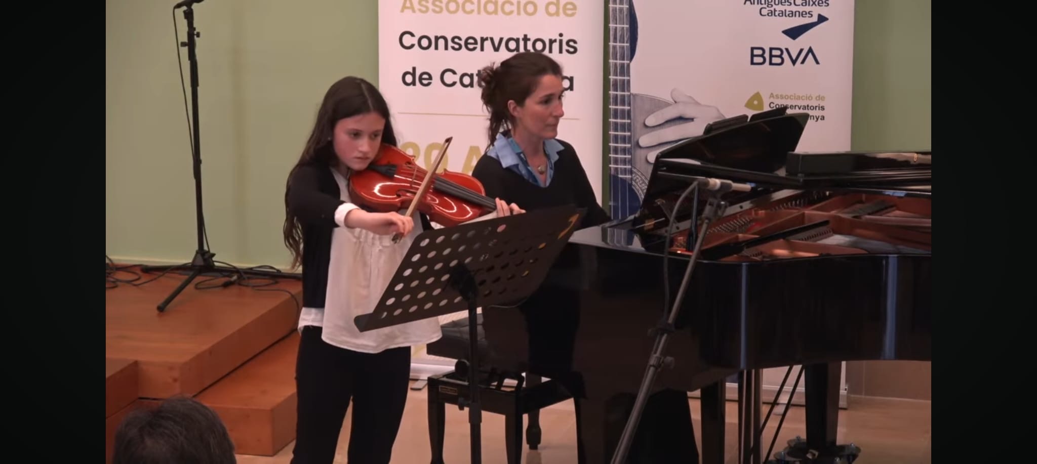 Carla Cantón, viola